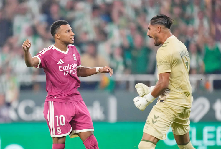 Real Madrid, PSG suffer first domestic league defeats