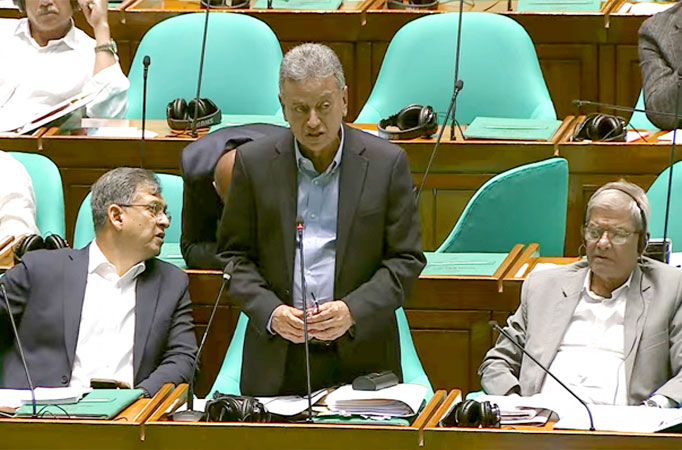 Corrupt individuals to face hard action