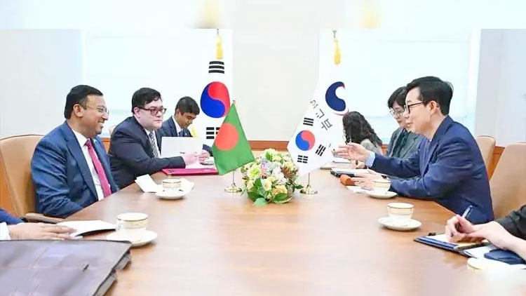 Humaiun seeks deeper economic, defence ties with Korea