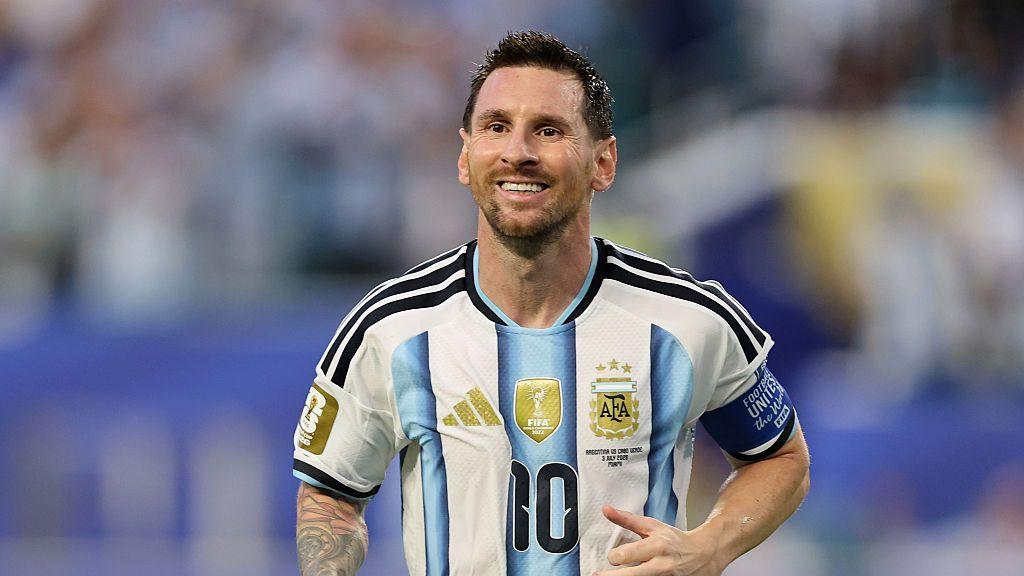 Messi bids farewell to international football
